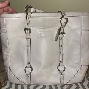 Off white/Cream Coach Bag